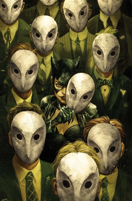 CATWOMAN #83 CVR A SEBASTIAN FIUMARA (1/21/26)